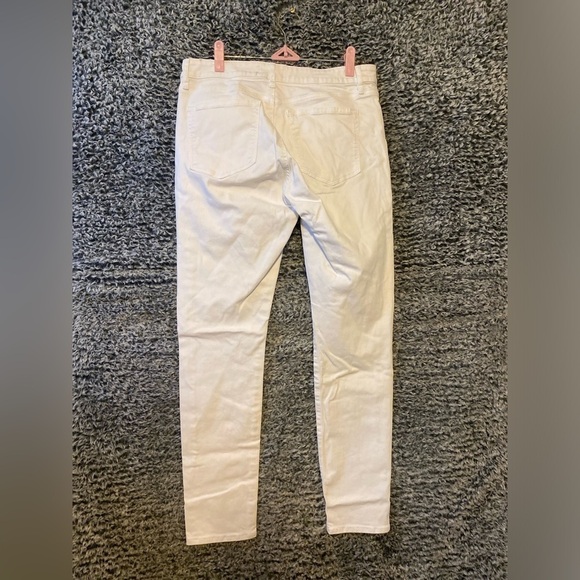 LOFT Women's Modern Skinny Fit White Jeans Stretch Mid Rise Size 6 28 EXCELLENT - Picture 2 of 7